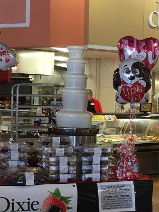 chocolate fountain at super market, grocery stores, food chain, chocolate fountains produce promo events